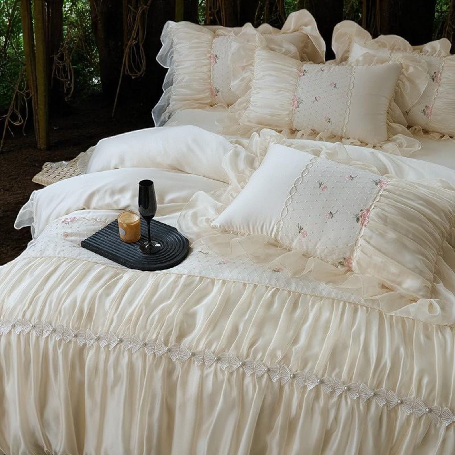 Ivory Dream Ruffled Bedding Set